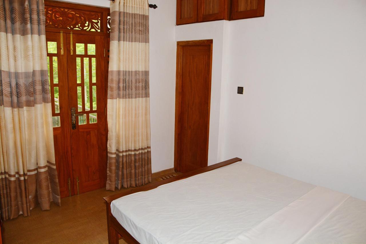 Villa Chaya Hikkaduwa Exterior photo